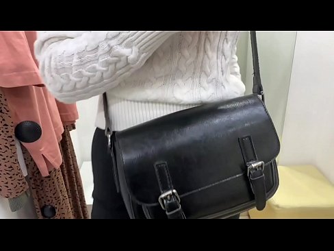 ❤️ Masturbació pública de la jove gossa FeralBerry amb un consolador al provador ❤️❌ Porno al porno ca.videolucrativo.top ❌